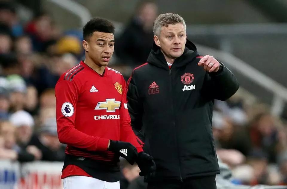 引擎中更容 引擎中更容